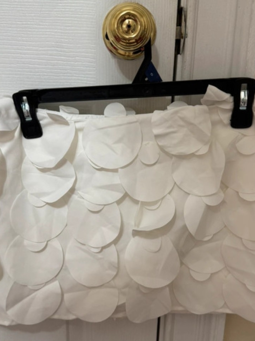 Crisp White Petal Appliqué Mini Skirt - Brand NEW